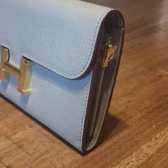 Constance Wallet in Light Gray with Gold Hardware - Picture 2 of 11